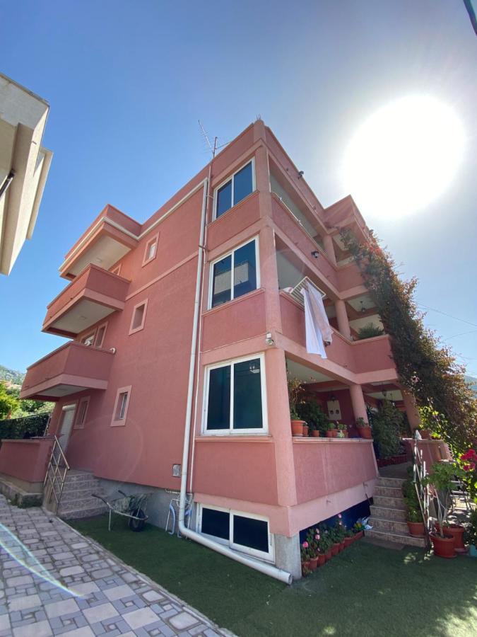 באר Apartments Nikicic מראה חיצוני תמונה