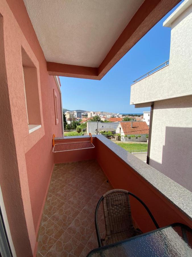 באר Apartments Nikicic מראה חיצוני תמונה