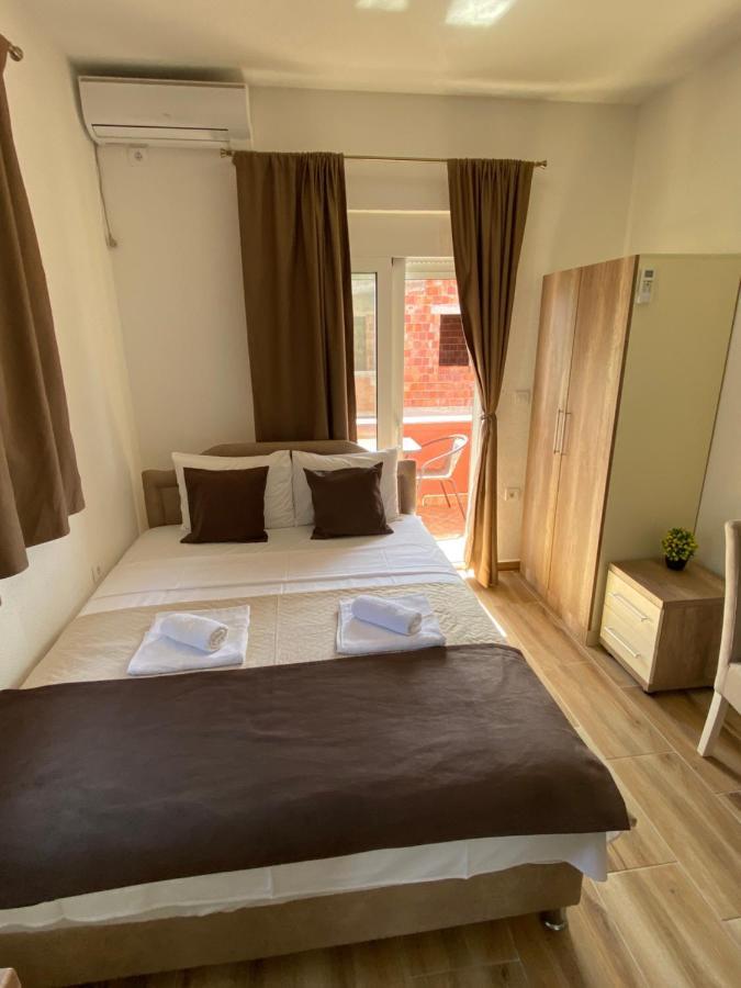 באר Apartments Nikicic מראה חיצוני תמונה