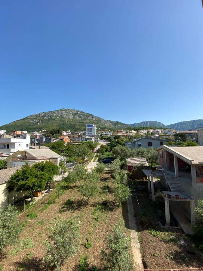באר Apartments Nikicic מראה חיצוני תמונה