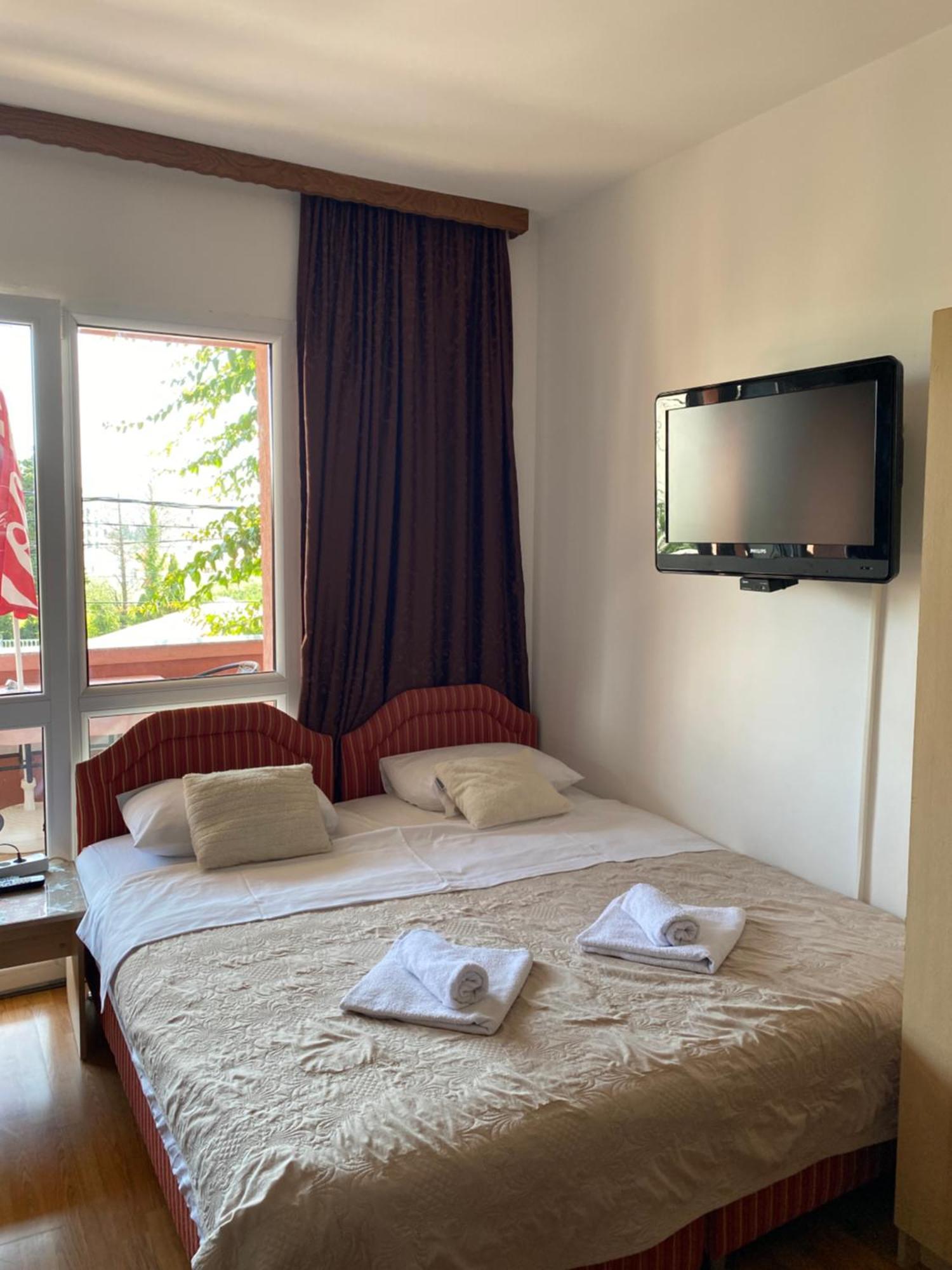 באר Apartments Nikicic מראה חיצוני תמונה