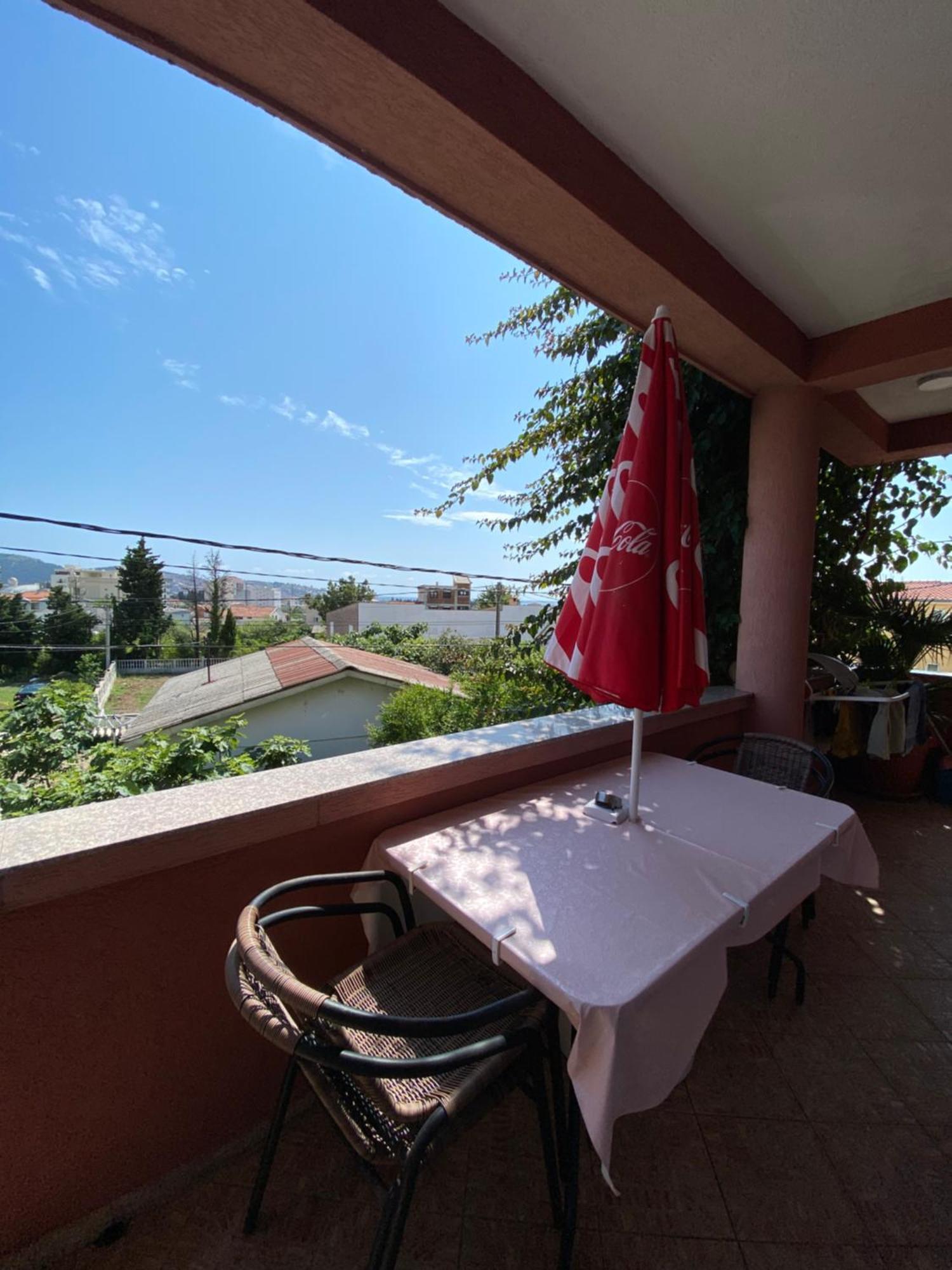 באר Apartments Nikicic מראה חיצוני תמונה