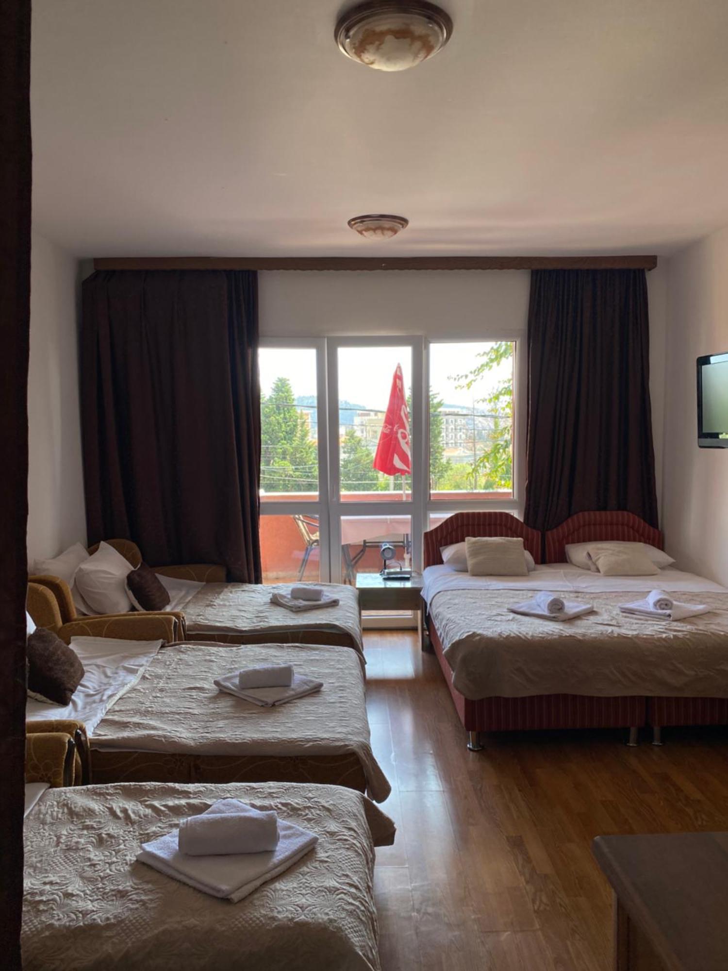 באר Apartments Nikicic מראה חיצוני תמונה
