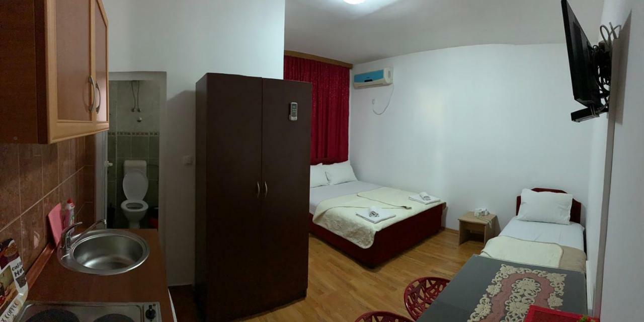 באר Apartments Nikicic מראה חיצוני תמונה