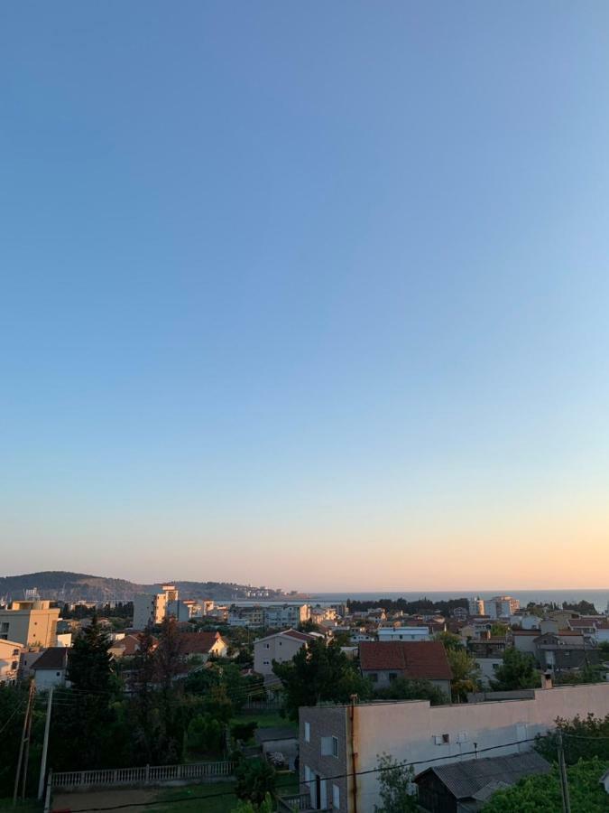 באר Apartments Nikicic מראה חיצוני תמונה