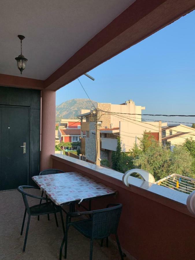 באר Apartments Nikicic מראה חיצוני תמונה