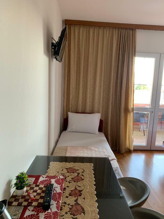 באר Apartments Nikicic מראה חיצוני תמונה
