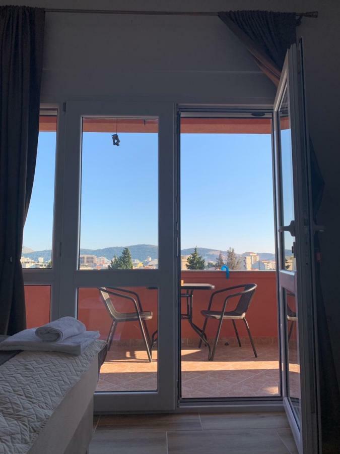באר Apartments Nikicic מראה חיצוני תמונה